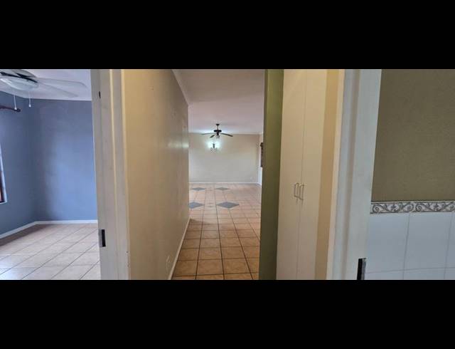 3 BEDROOM TOWNHOUSE FOR SALE IN DURBAN NORTH